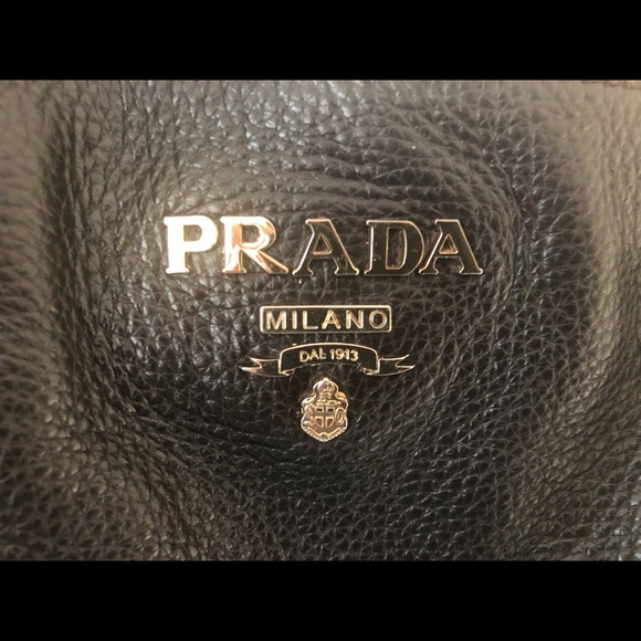 Pre-loved PRADA VINTAGE TOTE bag - Picture 2 of 7